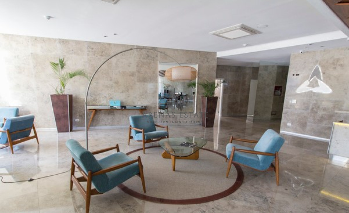 Apartamento ID.3156 - Departamento de 2 dormitorios en venta en Torre Wind. Punta del este