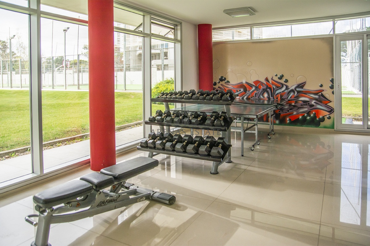 Apartamento ID.2408 - MIAMI BOULEVARD, PUNTA DEL ESTE, PLAYA MANSA, DOS DORMITORIOS , PRIMERAS PARADAS 