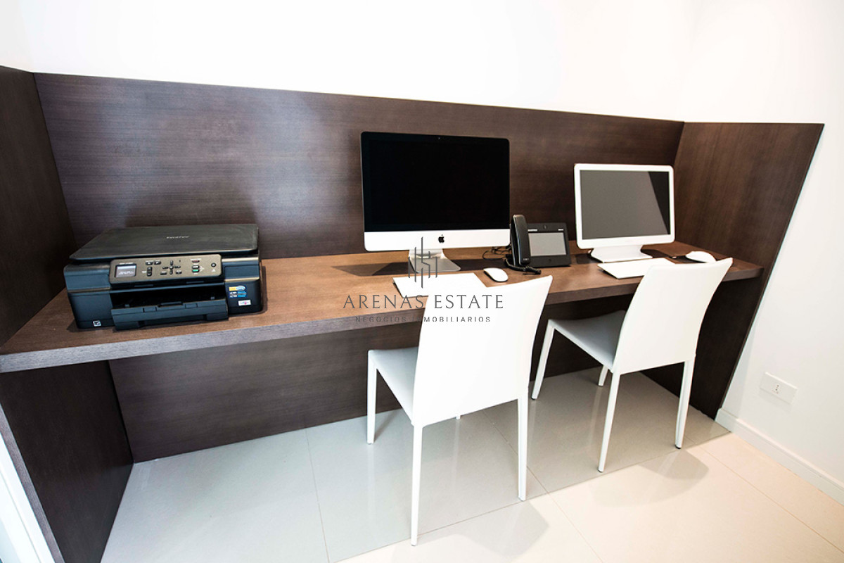 Apartamento ID.2542 - Espectacular departamento duplex a pasos del mar . 3 dormitorios en venta