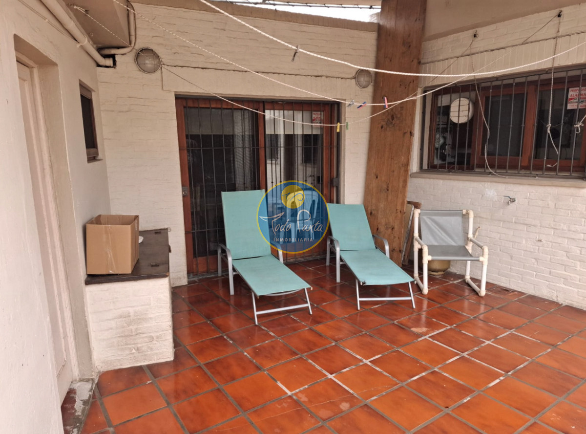 Miniatura de Casa de 4 dormitorios en Cantegril, Punta del Este | Todo Punta