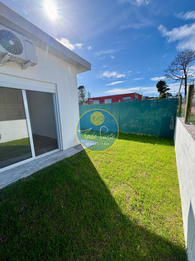 Miniatura de Casa de 2 dormitorios en Altos de la Laguna, Punta del Este | Todo Punta