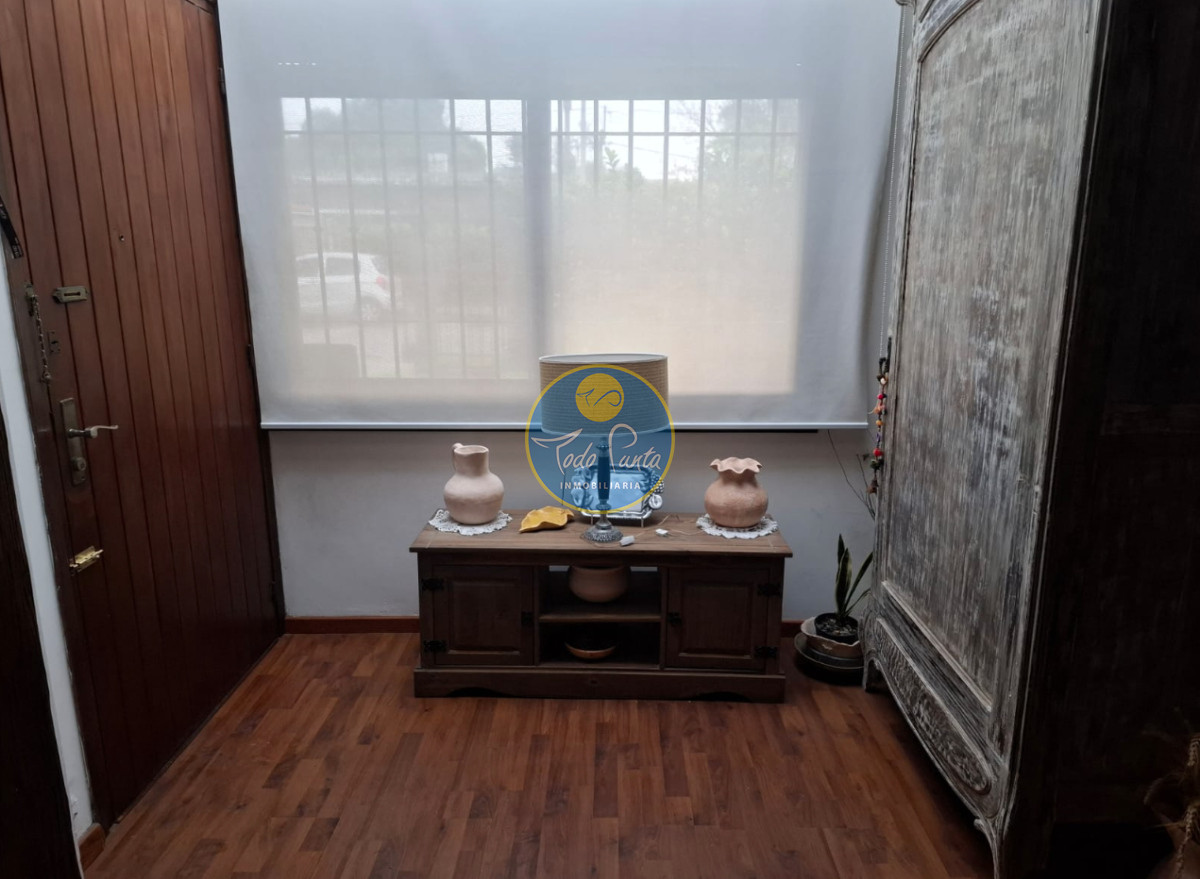 Miniatura de Casa de 4 dormitorios en Cantegril, Punta del Este | Todo Punta