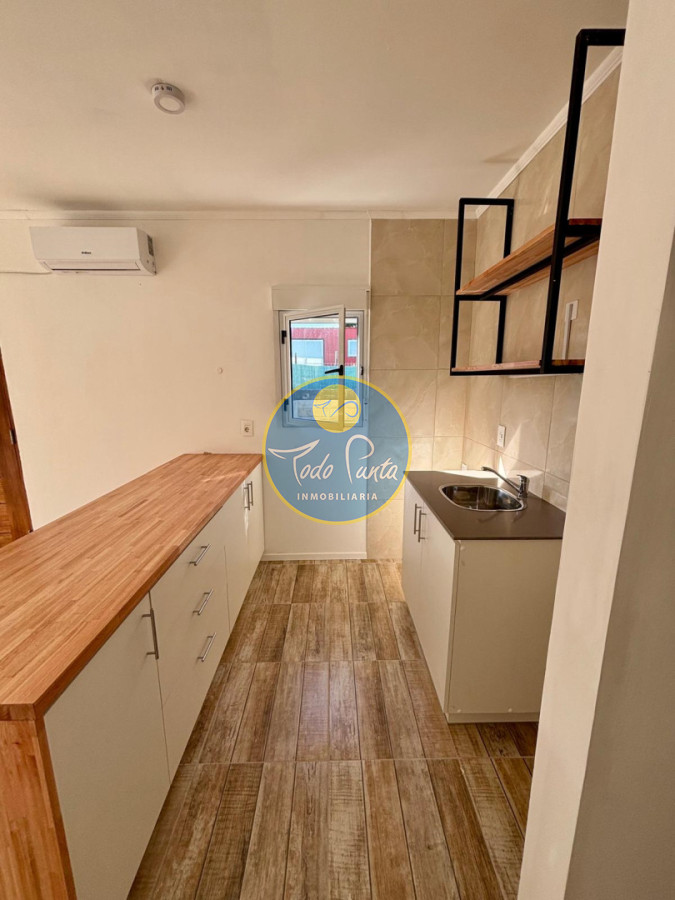 Miniatura de Casa de 2 dormitorios en Altos de la Laguna, Punta del Este | Todo Punta