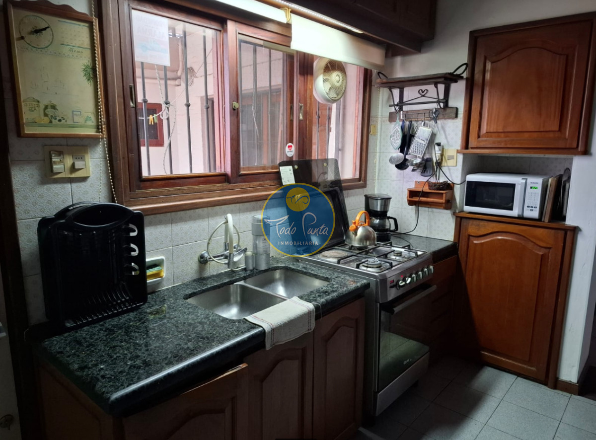 Miniatura de Casa de 4 dormitorios en Cantegril, Punta del Este | Todo Punta
