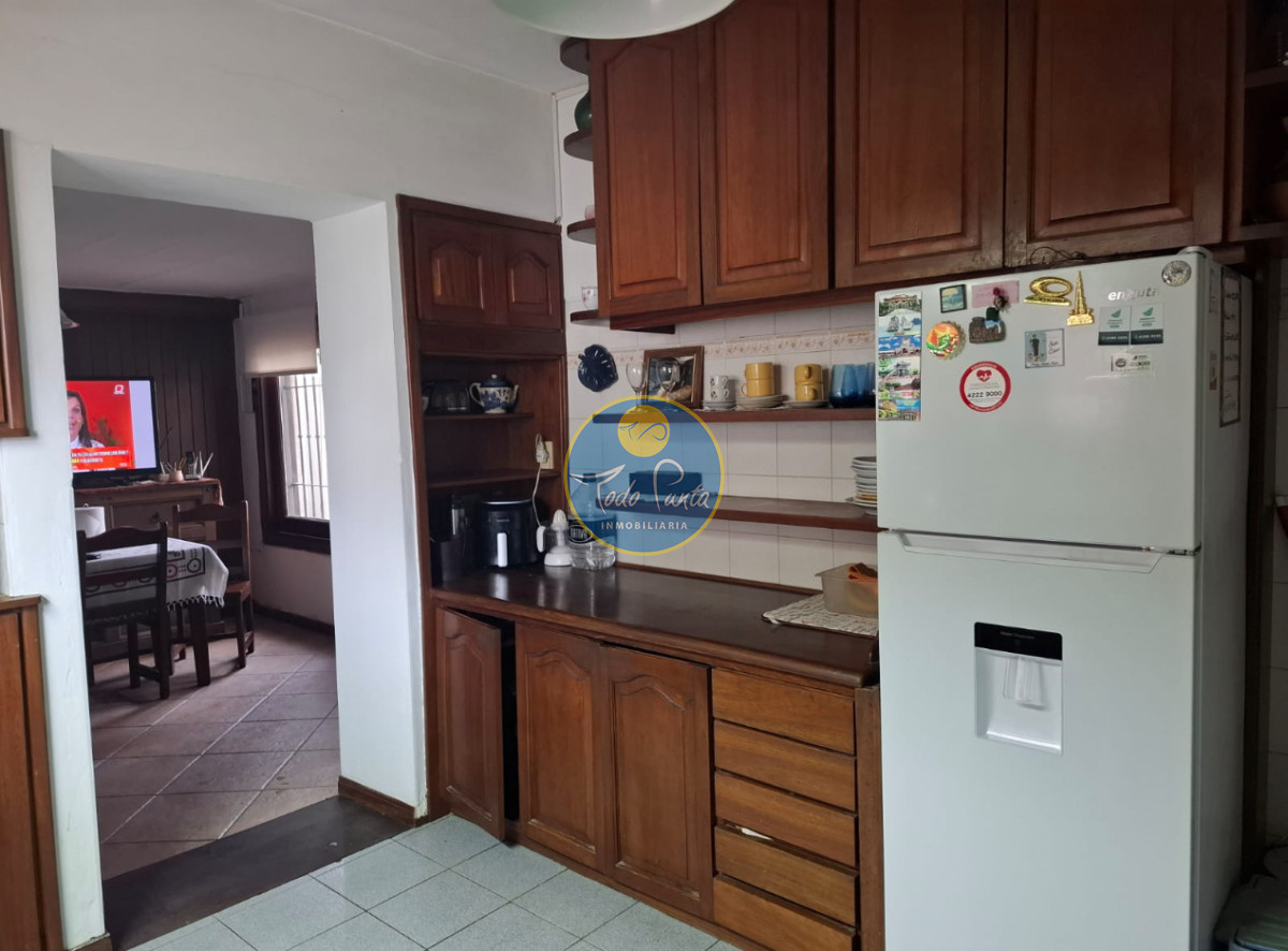 Miniatura de Casa de 4 dormitorios en Cantegril, Punta del Este | Todo Punta
