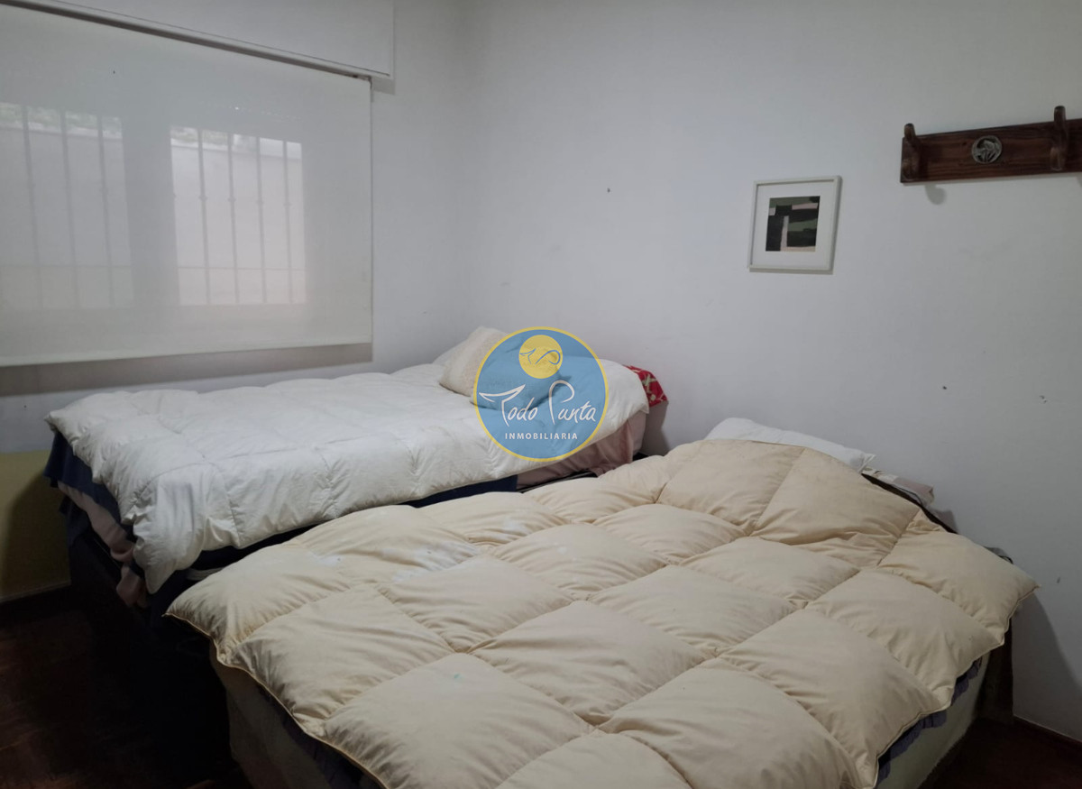 Miniatura de Casa de 4 dormitorios en Cantegril, Punta del Este | Todo Punta