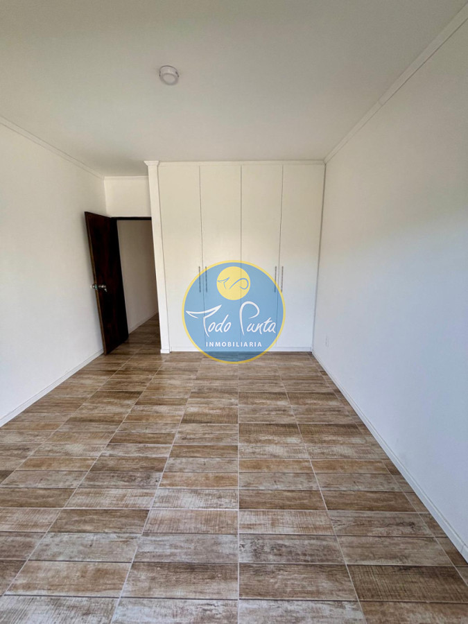 Miniatura de Casa de 2 dormitorios en Altos de la Laguna, Punta del Este | Todo Punta