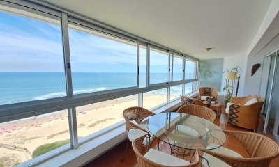 Espectacular apartamento en venta frente al mar en Estrella de Mar