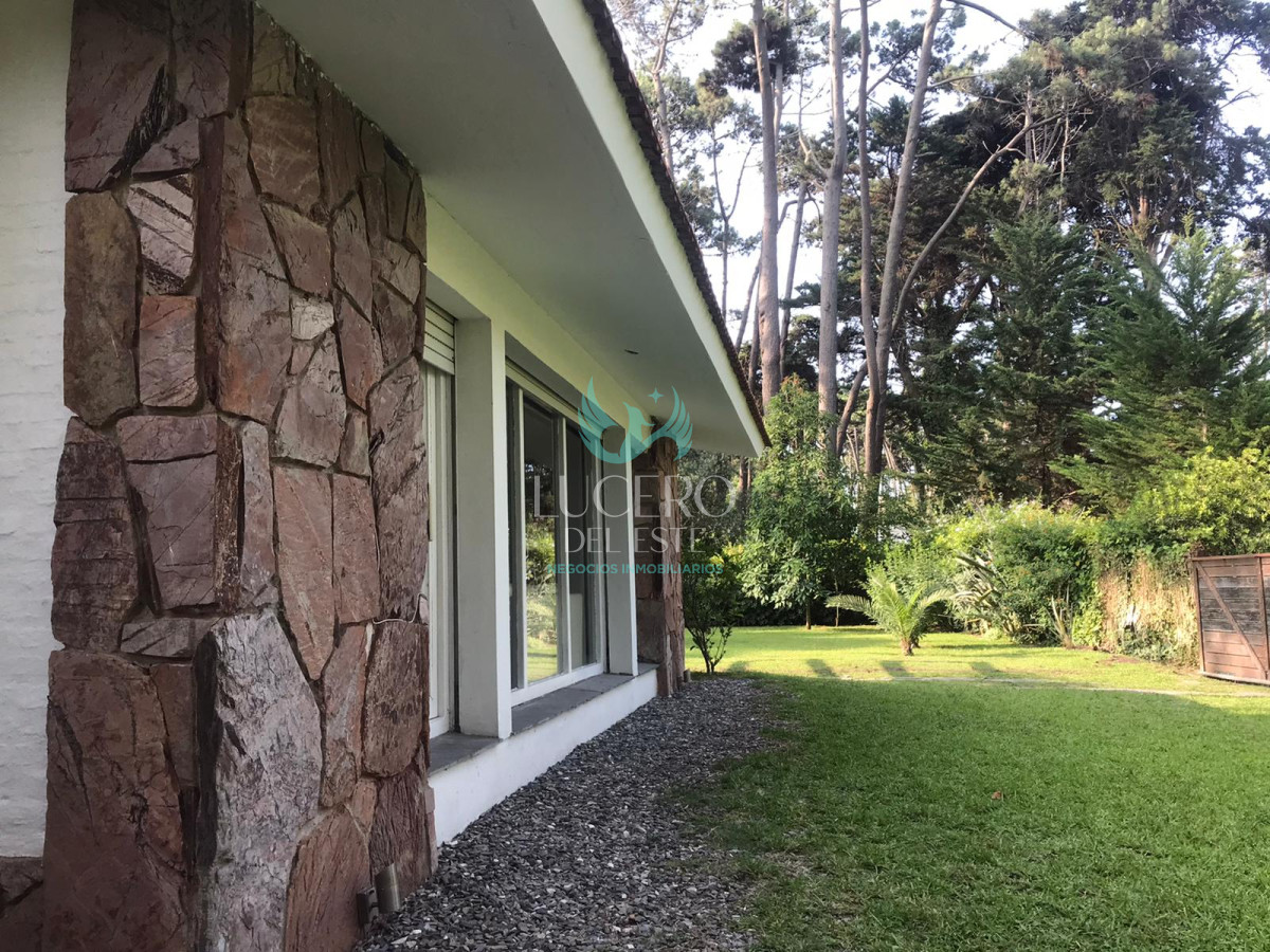 Casa ID.467 - Vendo Casa en impecable estado, de 3 dormitorios en San Rafael Punta del Este 