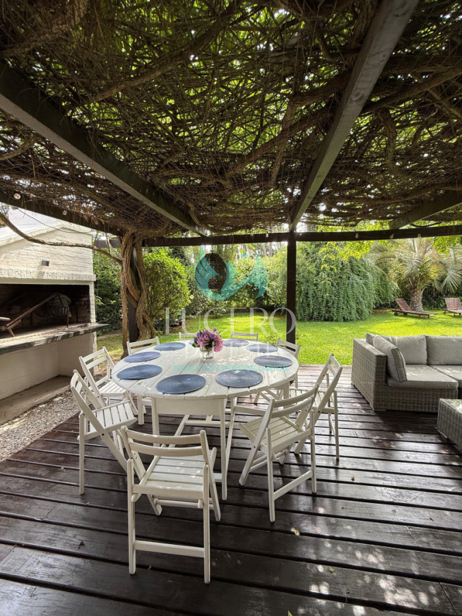 Casa ID.467 - Vendo Casa en impecable estado, de 3 dormitorios en San Rafael Punta del Este 