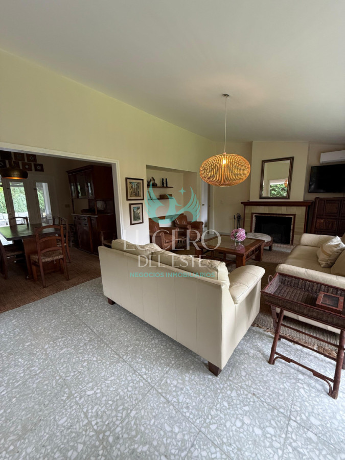 Casa ID.467 - Vendo Casa en impecable estado, de 3 dormitorios en San Rafael Punta del Este 