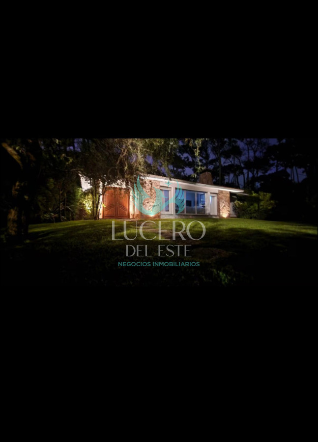 Casa ID.467 - Vendo Casa en impecable estado, de 3 dormitorios en San Rafael Punta del Este 