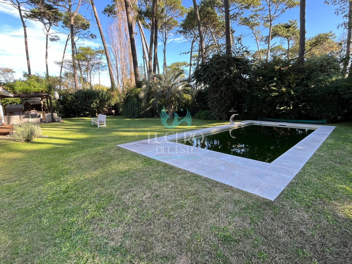 Casa ID.467 - Vendo Casa en impecable estado, de 3 dormitorios en San Rafael Punta del Este 