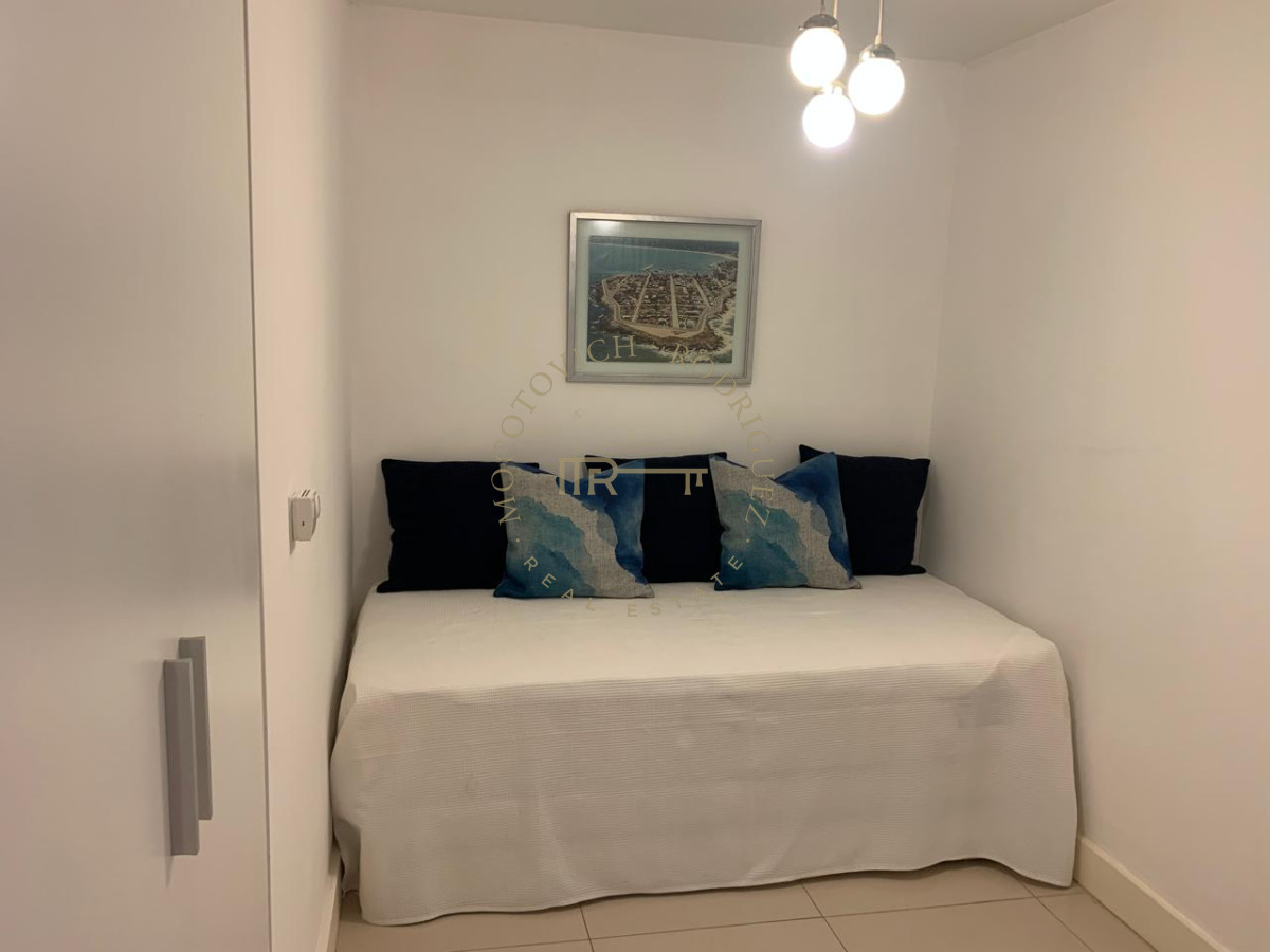 Apartamento ID.2043 - Vende apartamento de 1 dormitorio en edificio unique, Punta del Este