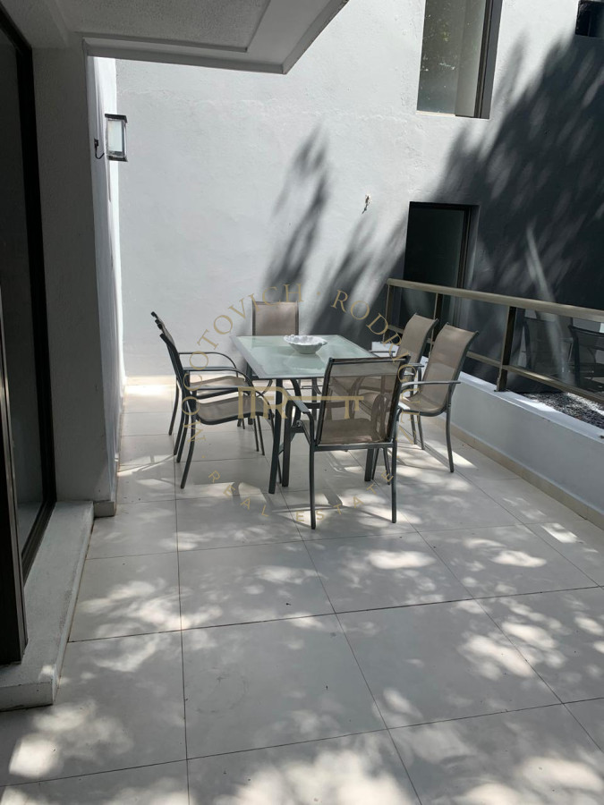 Apartamento ID.2043 - Vende apartamento de 1 dormitorio en edificio unique, Punta del Este