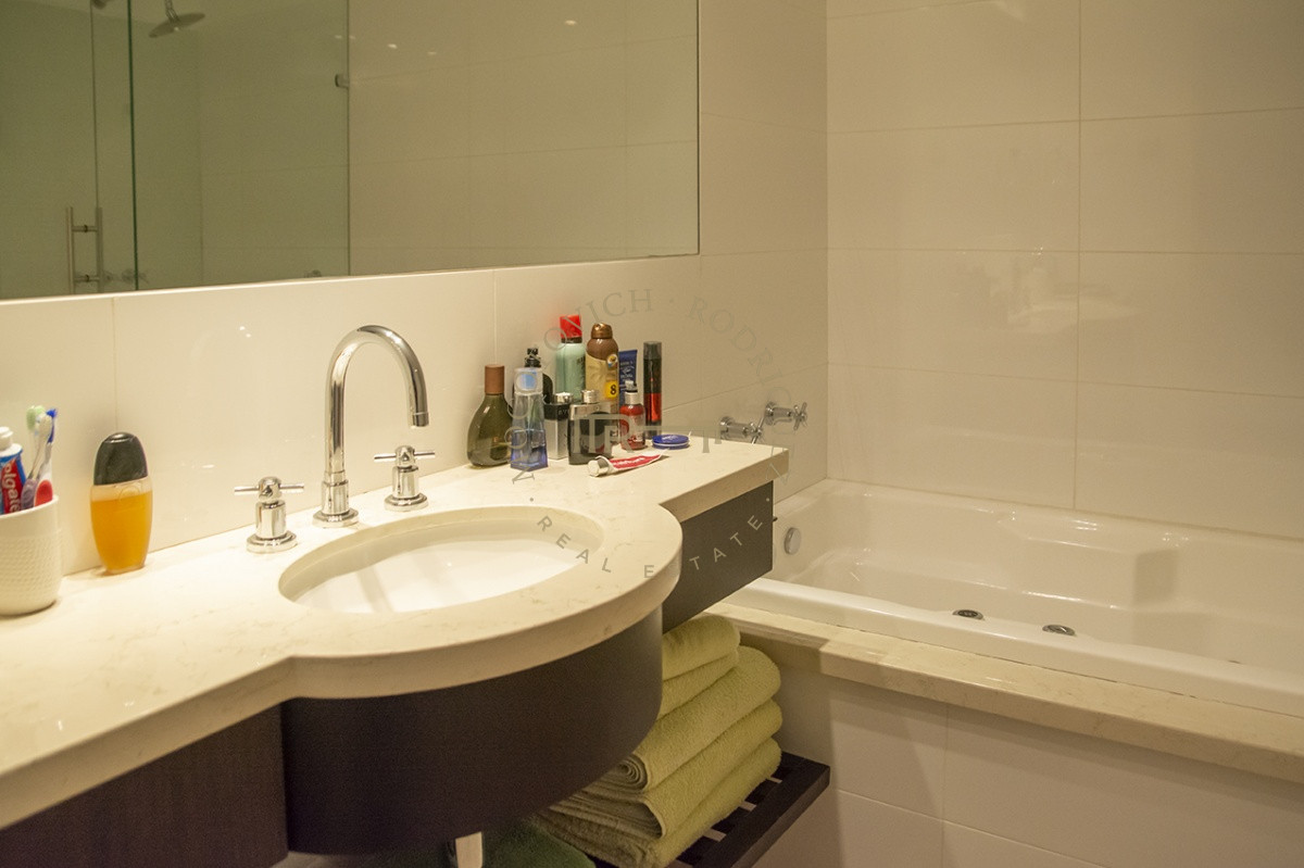 Apartamento ID.2947 - Departamento en venta frente al mar. Torre Lobos, Playa Brava, 3 dormitorios.