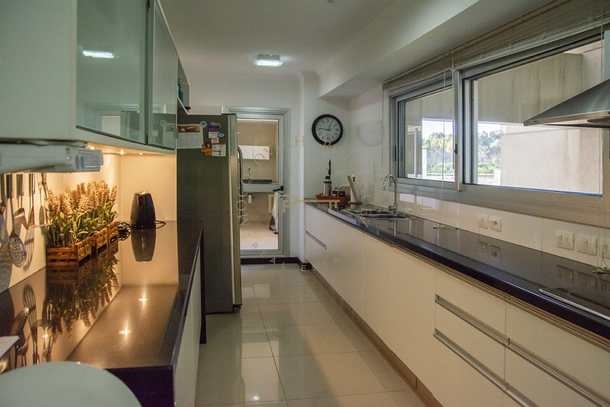 Apartamento ID.2947 - Departamento en venta frente al mar. Torre Lobos, Playa Brava, 3 dormitorios.