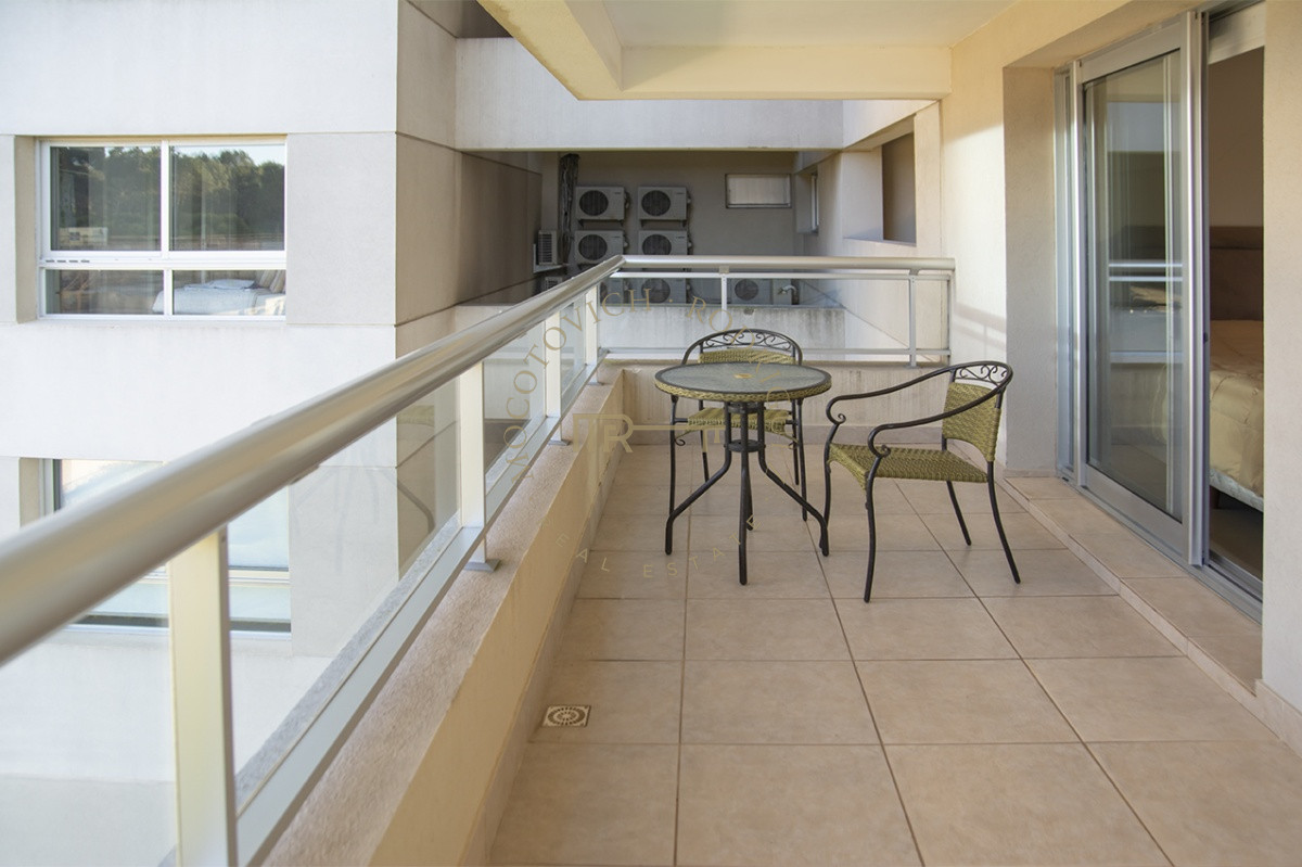 Apartamento ID.2947 - Departamento en venta frente al mar. Torre Lobos, Playa Brava, 3 dormitorios.