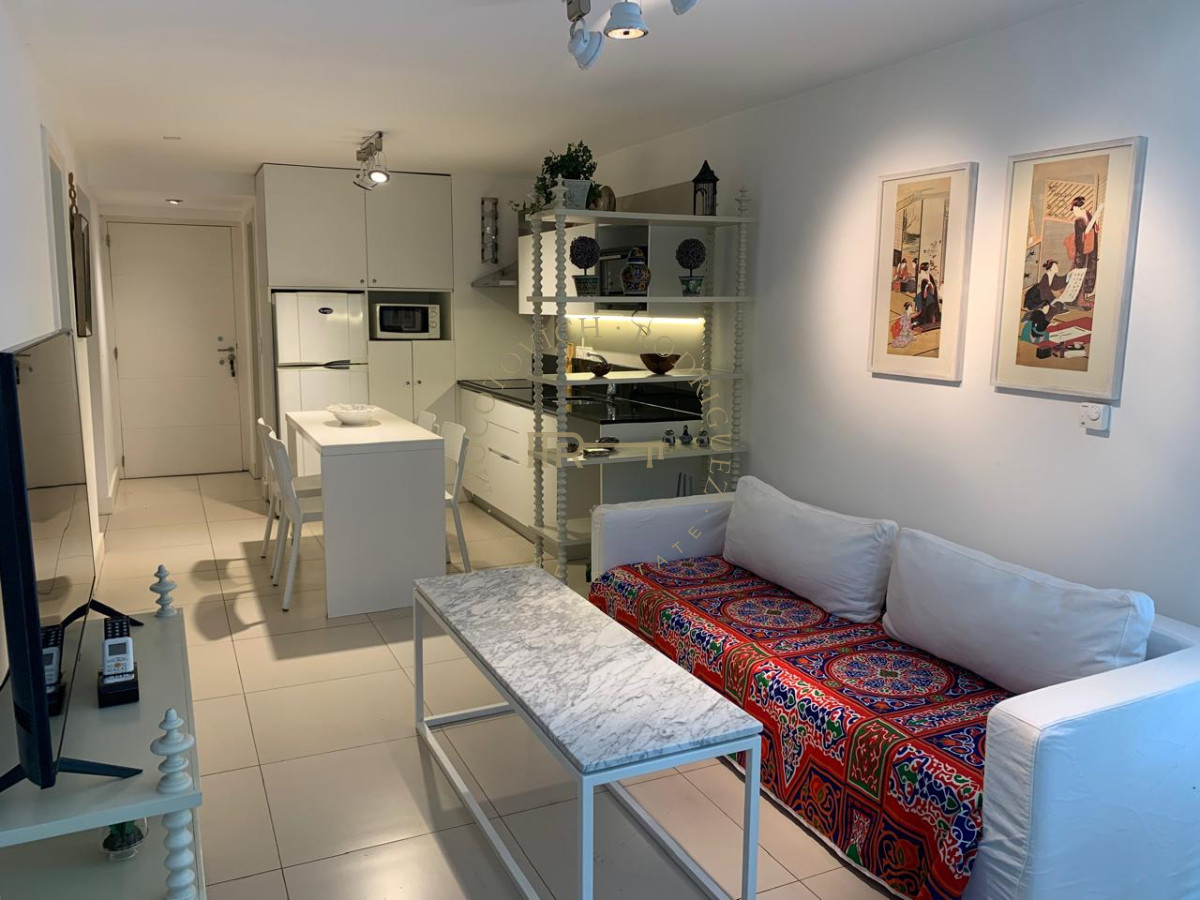Apartamento ID.2043 - Vende apartamento de 1 dormitorio en edificio unique, Punta del Este