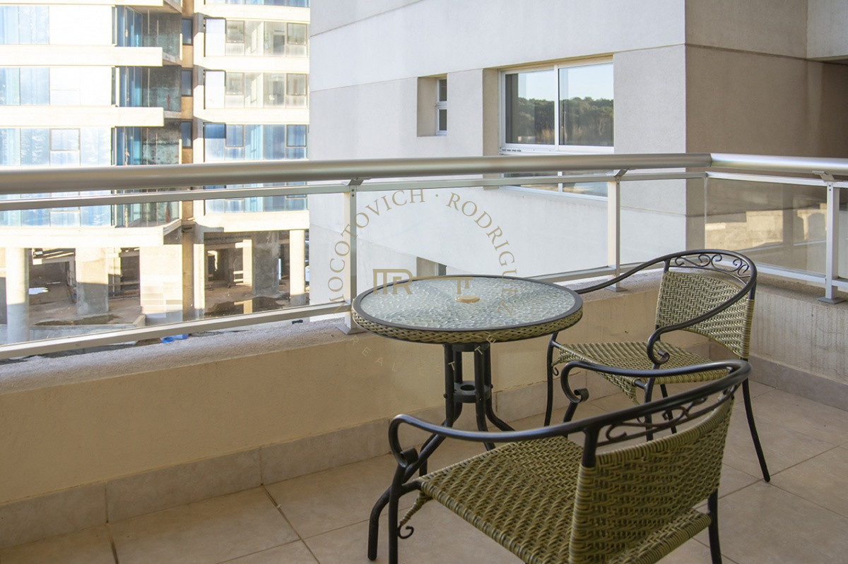 Apartamento ID.2947 - Departamento en venta frente al mar. Torre Lobos, Playa Brava, 3 dormitorios.