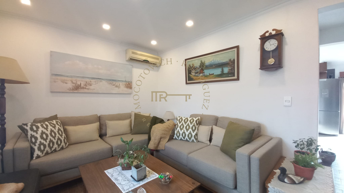 Casa ID.1909 - Vende casa de 3 dormitorios, en excelente estado, Pinares, Punta del Este 