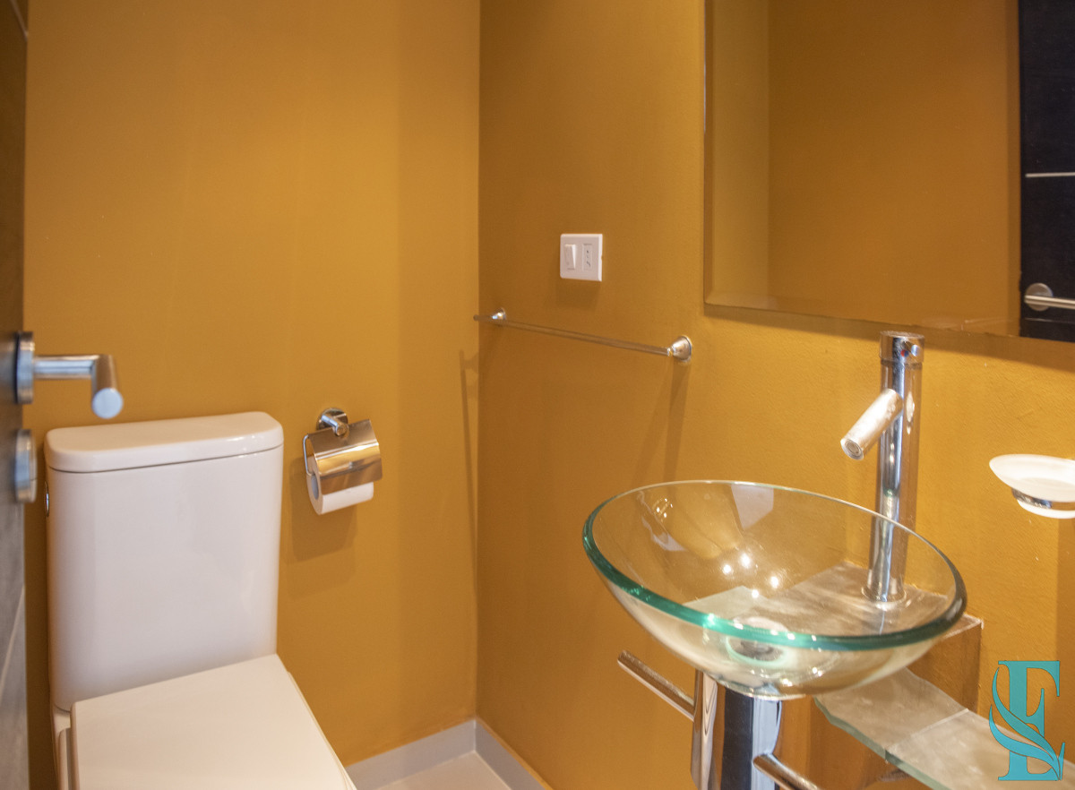 Apartamento ID.926 - Vende hermoso Penthouse en Playa Mansa con azotea propia en Punta del Este