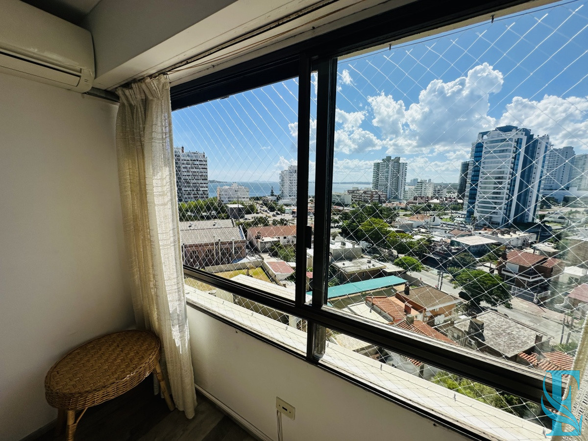Apartamento ID.555 - Apartamento en venta de 3 dormitorios en Playa Brava , Punta del este 