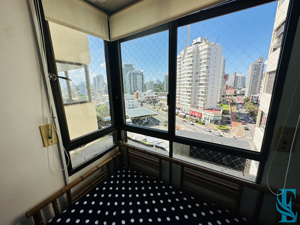 Apartamento ID.555 - Apartamento en venta de 3 dormitorios en Playa Brava , Punta del este 