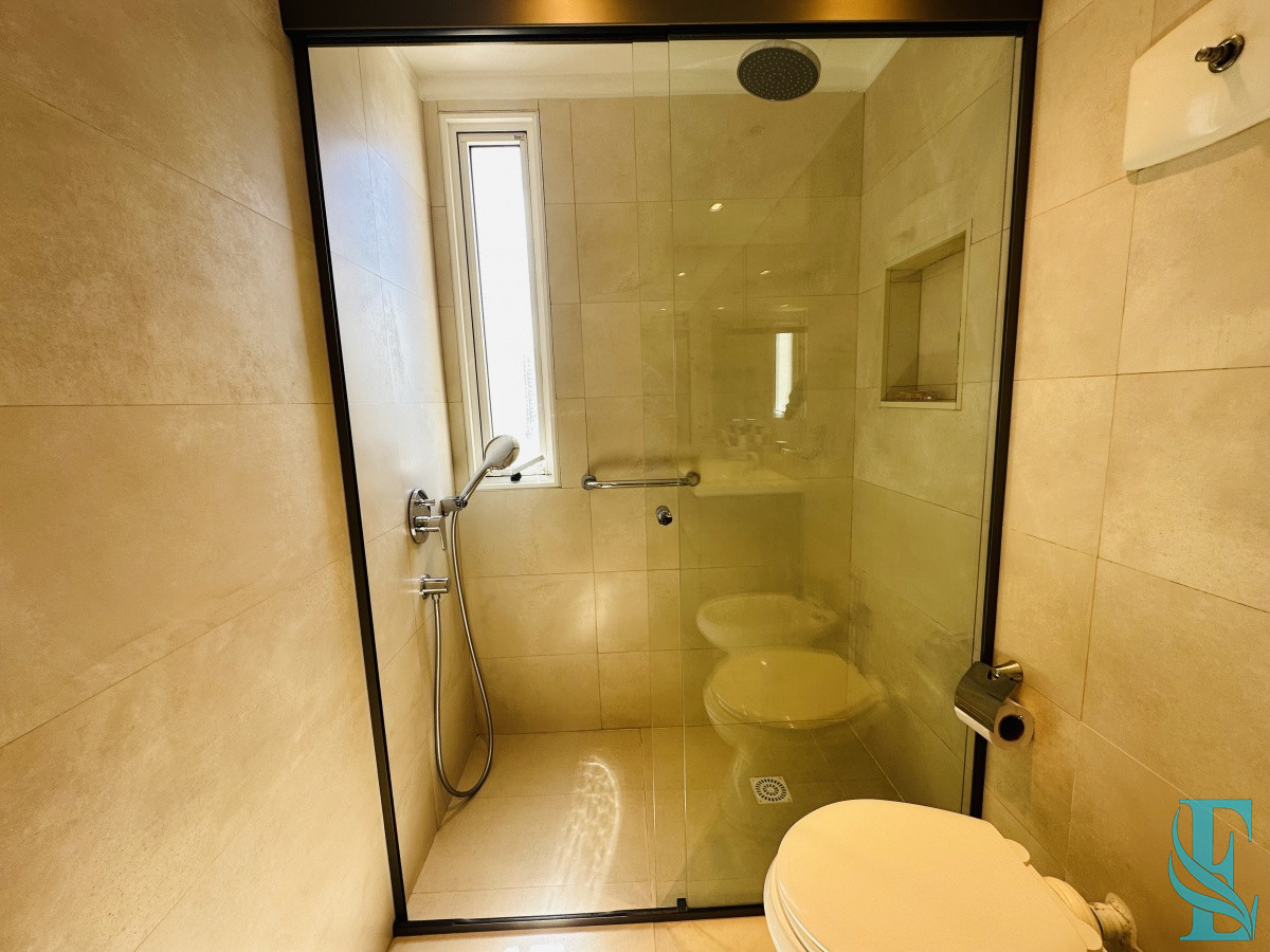 Apartamento ID.555 - Apartamento en venta de 3 dormitorios en Playa Brava , Punta del este 