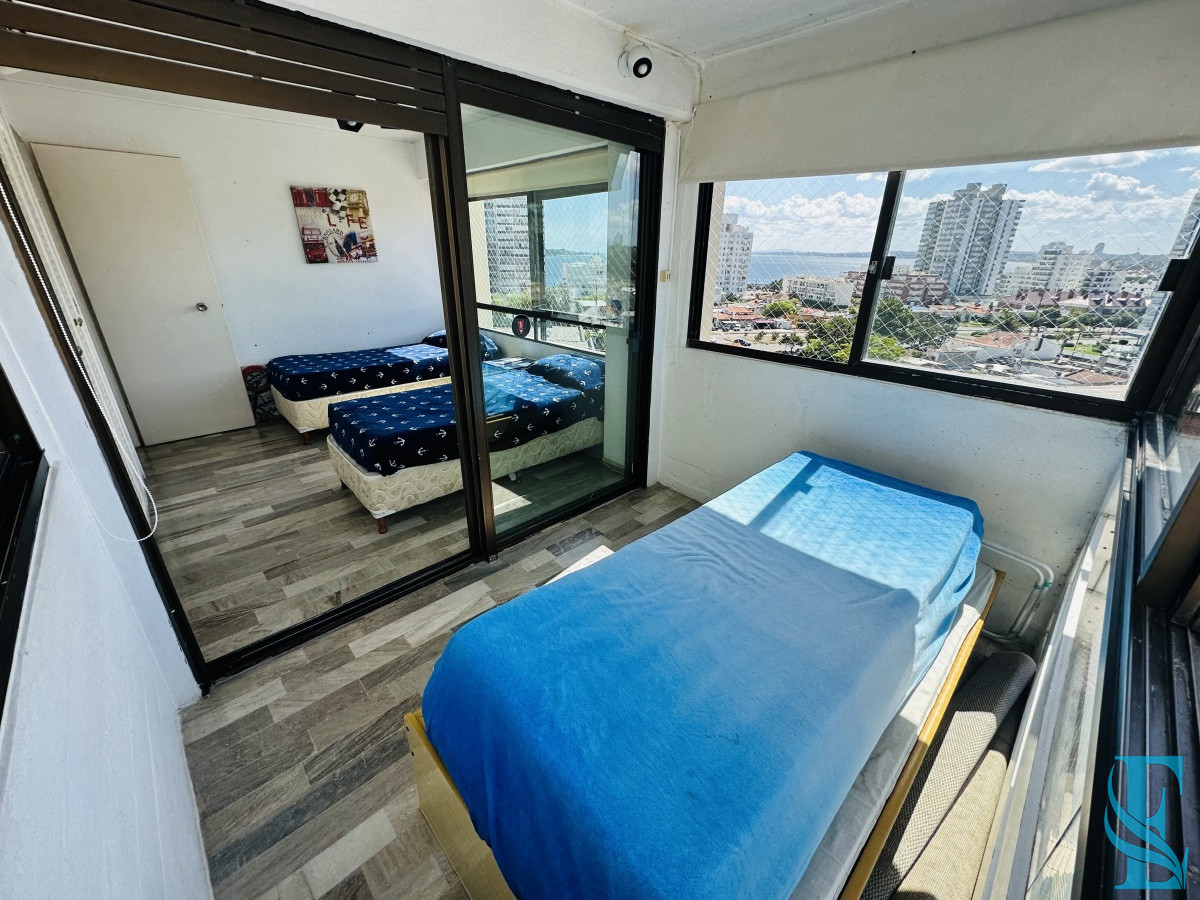 Apartamento ID.555 - Apartamento en venta de 3 dormitorios en Playa Brava , Punta del este 