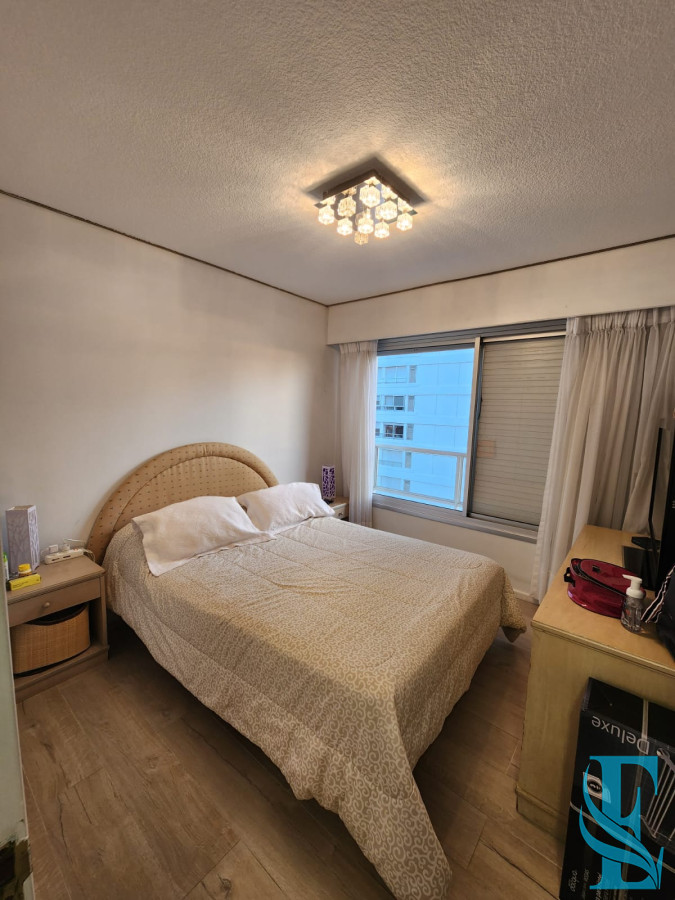 Apartamento ID.551 -  Apartamento en venta frente al mar 2 dormitorios , Playa Mansa 