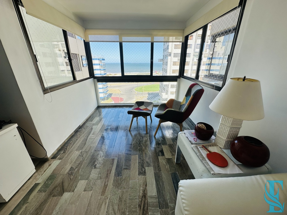 Apartamento ID.555 - Apartamento en venta de 3 dormitorios en Playa Brava , Punta del este 