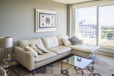 Apartamento en Venta de 2 dormitorios en Av. Roosevelt, Punta del este 