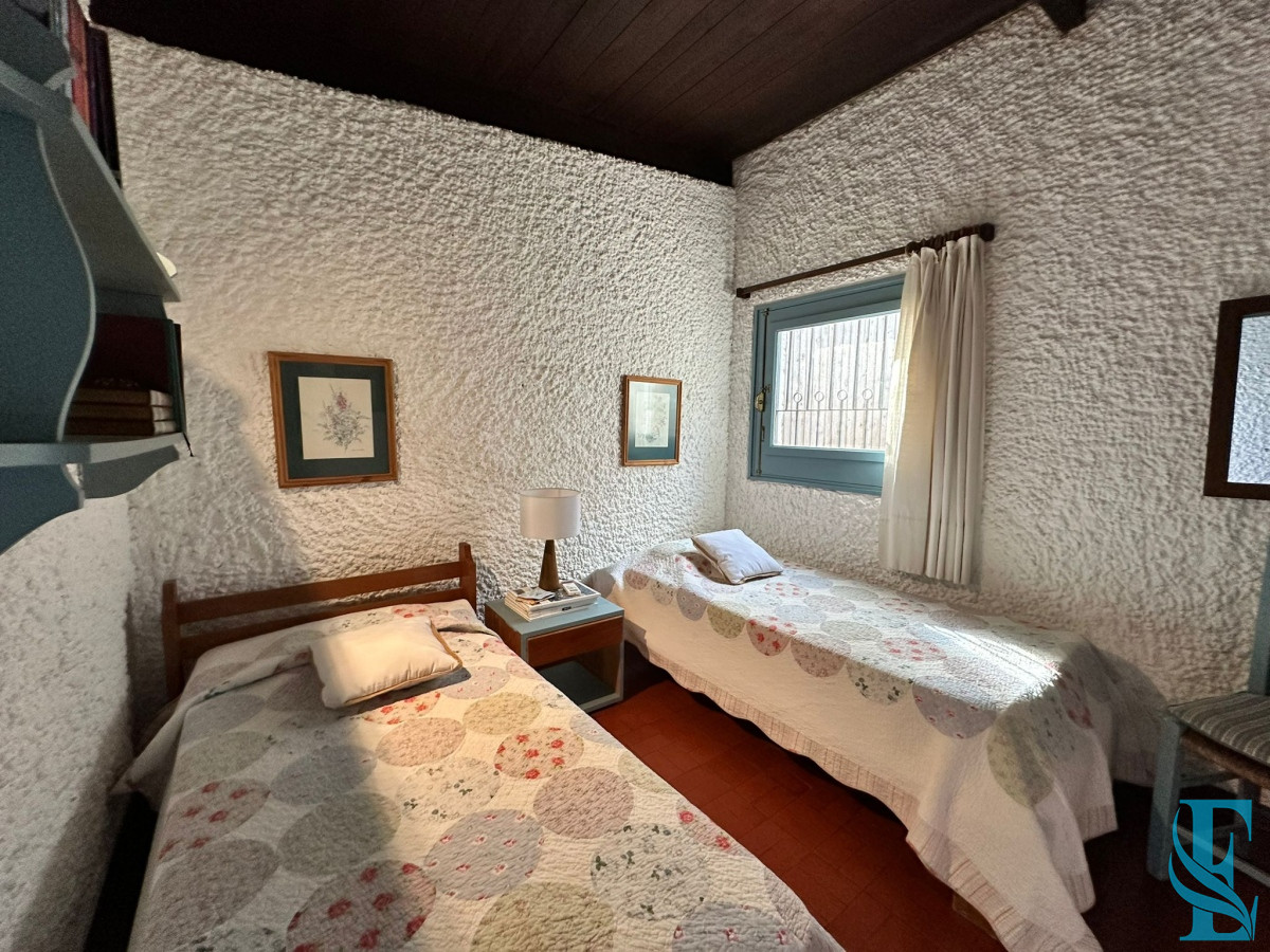 Casa ID.622 - Vende casa de 3 dormitorios en Pinares , Punta del Este 