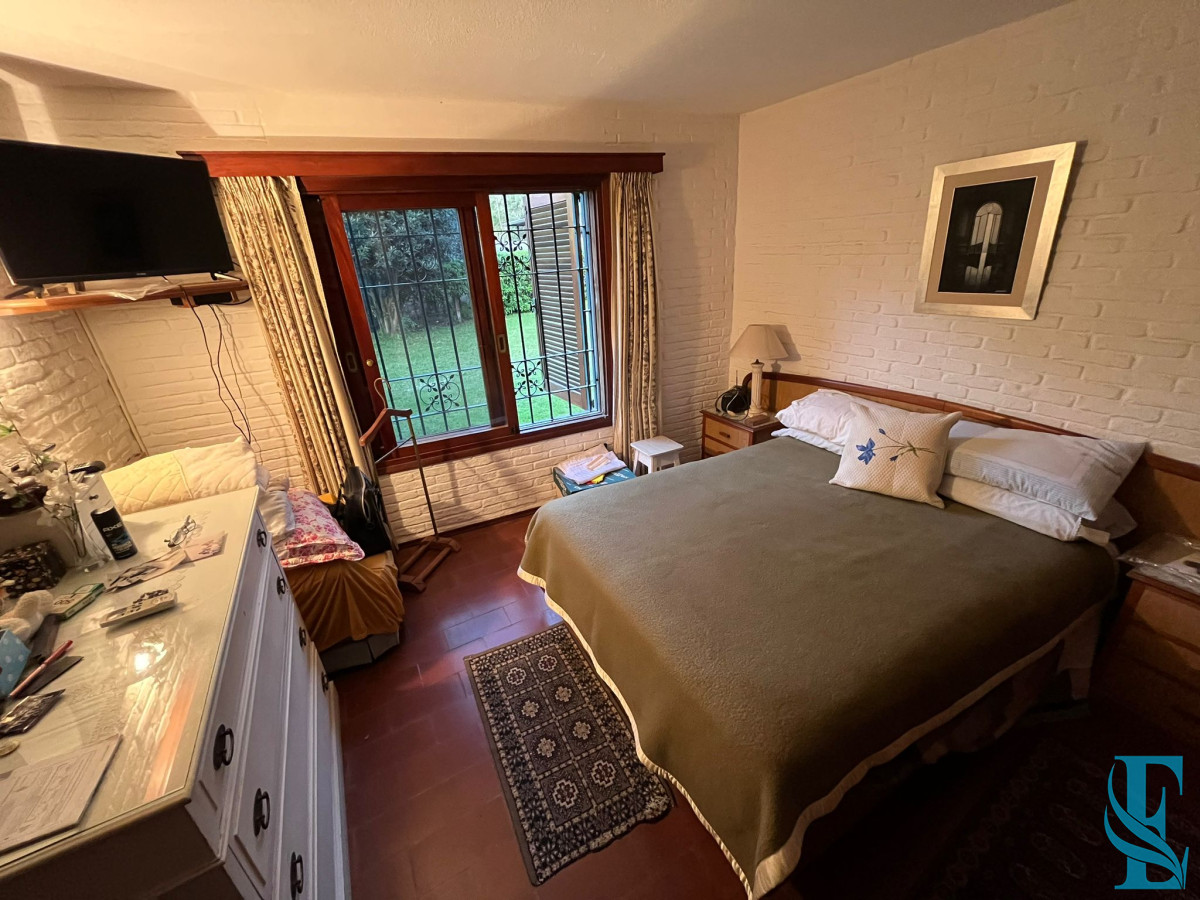 Casa ID.487 - Vende casa de 3 dormitorios en Pinares, Punta del Este 