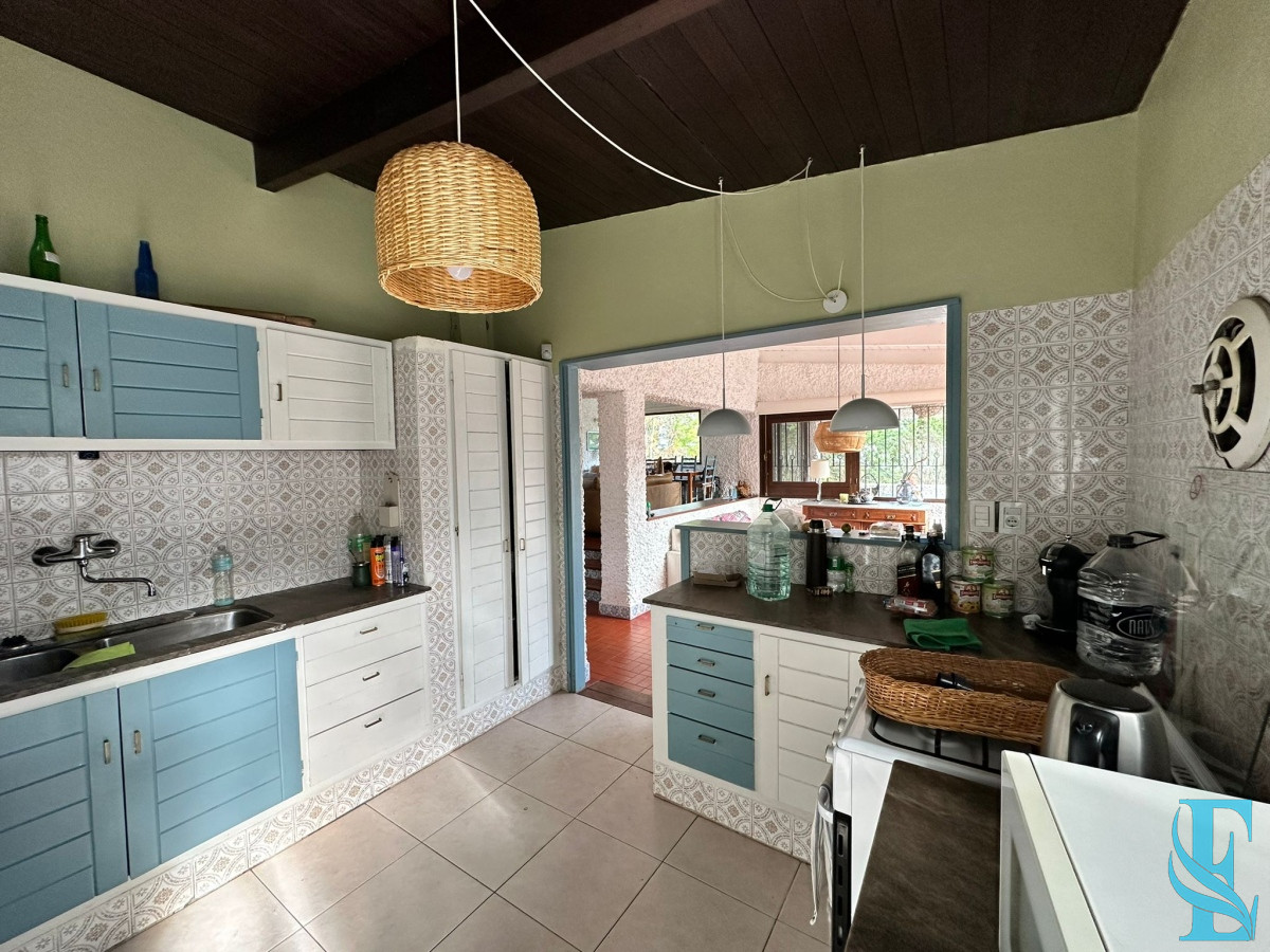 Casa ID.622 - Vende casa de 3 dormitorios en Pinares , Punta del Este 