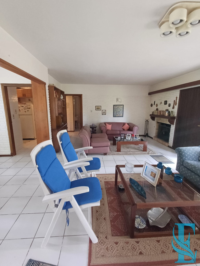 Casa ID.583 - Vende casa de 3 dormitorios en Cantegril, punta del este 