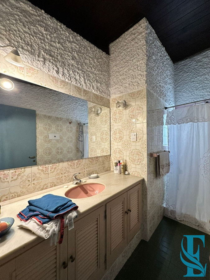 Casa ID.622 - Vende casa de 3 dormitorios en Pinares , Punta del Este 