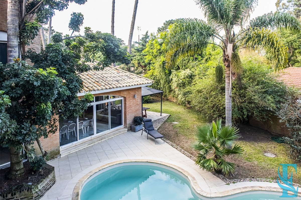 Casa ID.465 - Casa en Venta de 4 dormitorios en San Rafael , Punta del este 