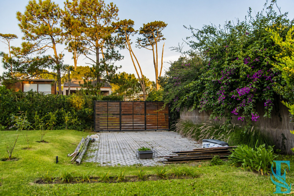 Casa ID.991 - En venta casa de 3 dormitorios en Maldonado