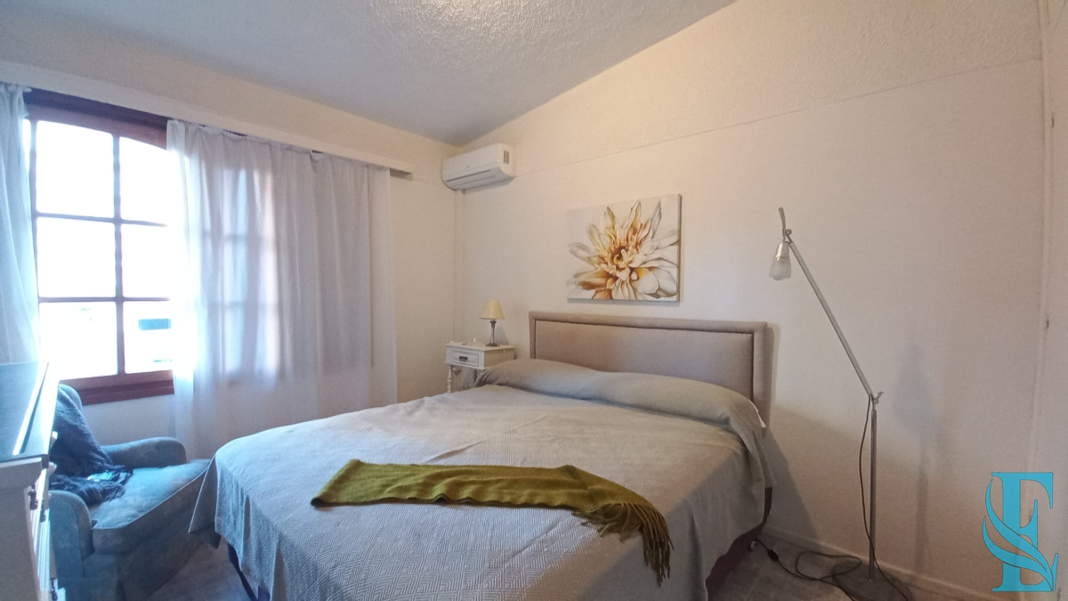Casa ID.206 - Vende casa de 3 dormitorios (incluye depp), en Parada 4 de Playa Mansa, Punta del Este 