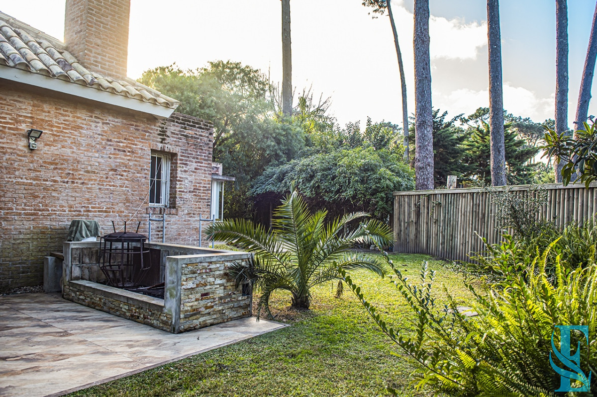 Casa ID.465 - Casa en Venta de 4 dormitorios en San Rafael , Punta del este 