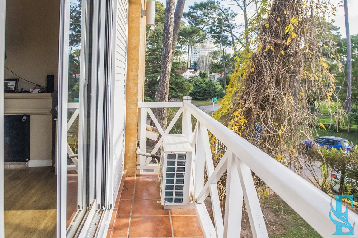 Casa ID.465 - Casa en Venta de 4 dormitorios en San Rafael , Punta del este 