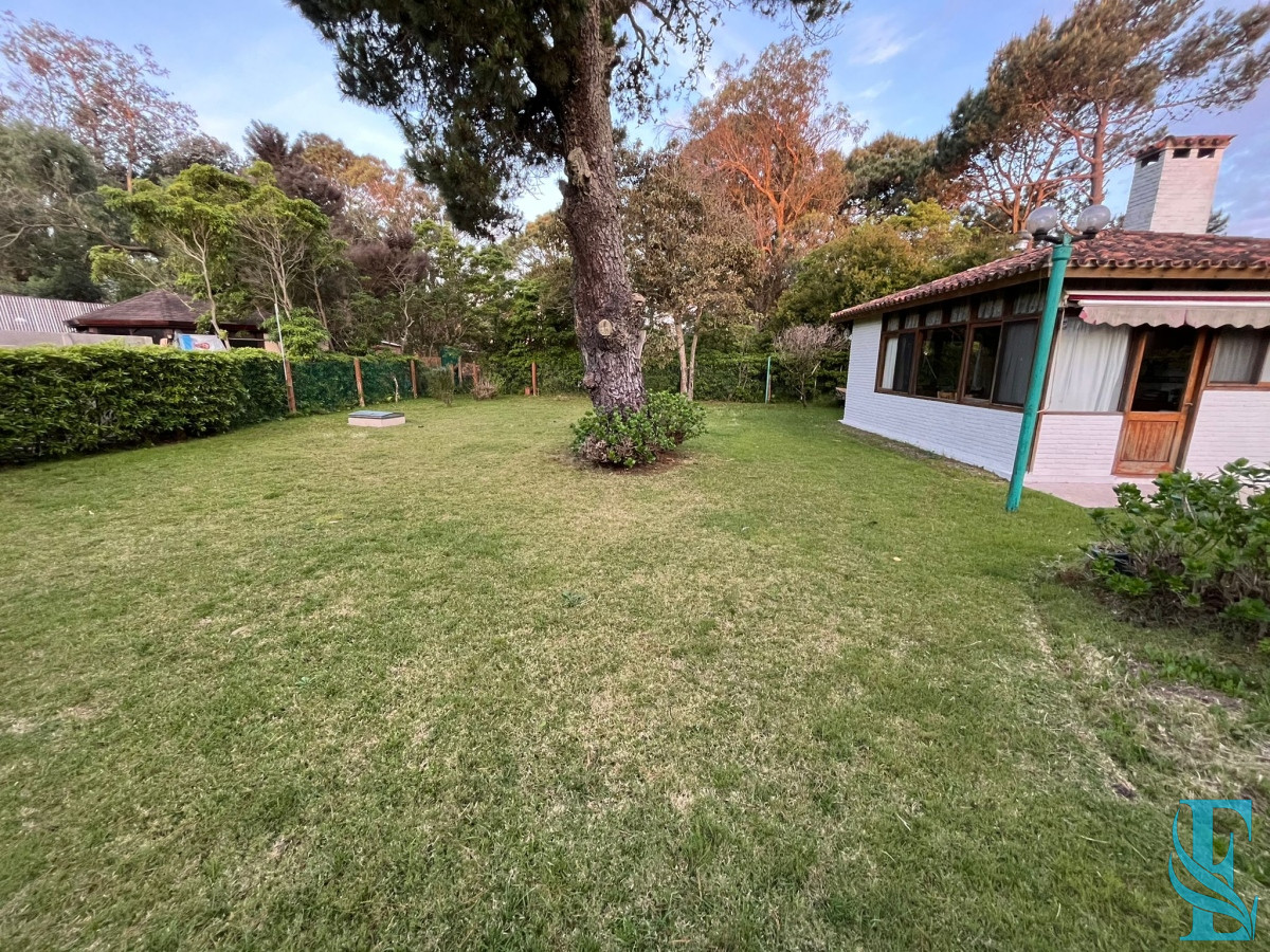 Casa ID.487 - Vende casa de 3 dormitorios en Pinares, Punta del Este 