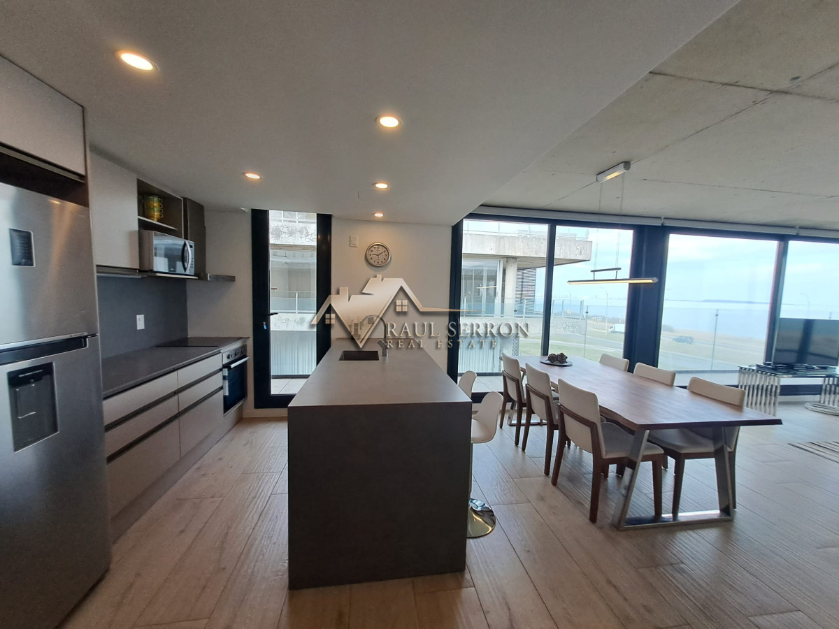 Apartamento ID.2405 - VENTA DE APARTAMENTO DE 3 DORMITORIOS FRENTE AL MAR EN EDIFICIO FRENTE WALMER LAGOON 