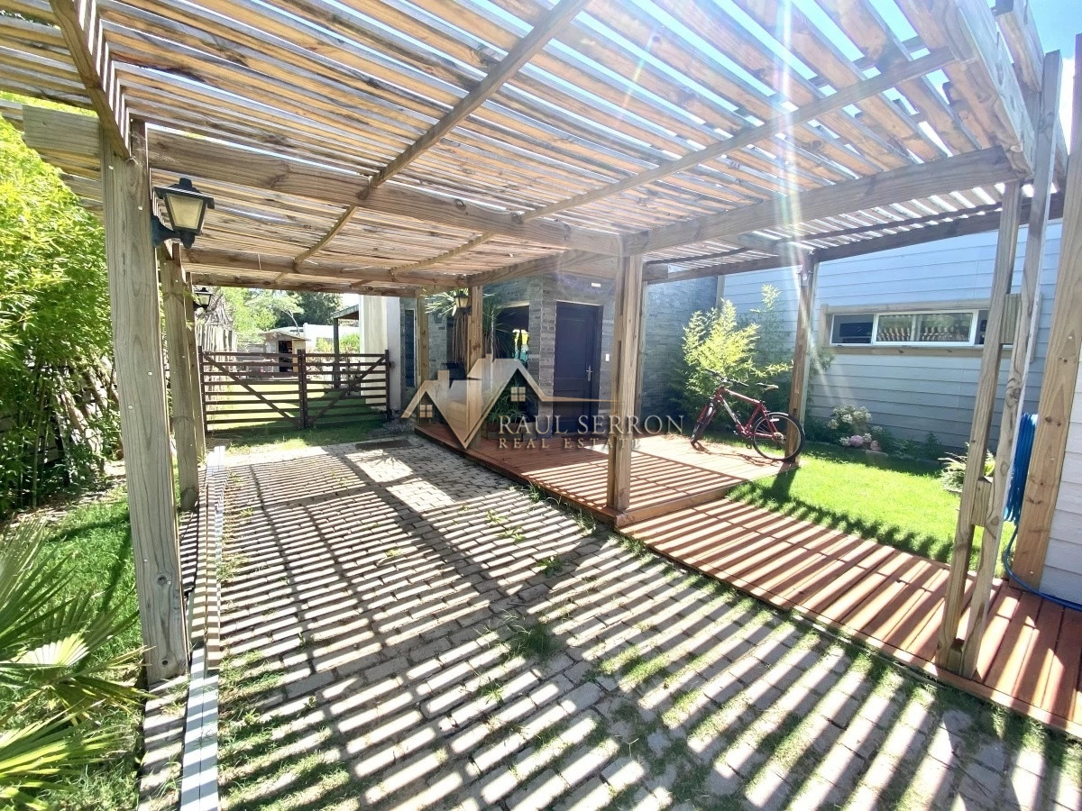 Casa ID.2272 - VENTA DE CASA EN BARRIO PRIVADO LA RESIDENCE DE 4 DORMITORIOS