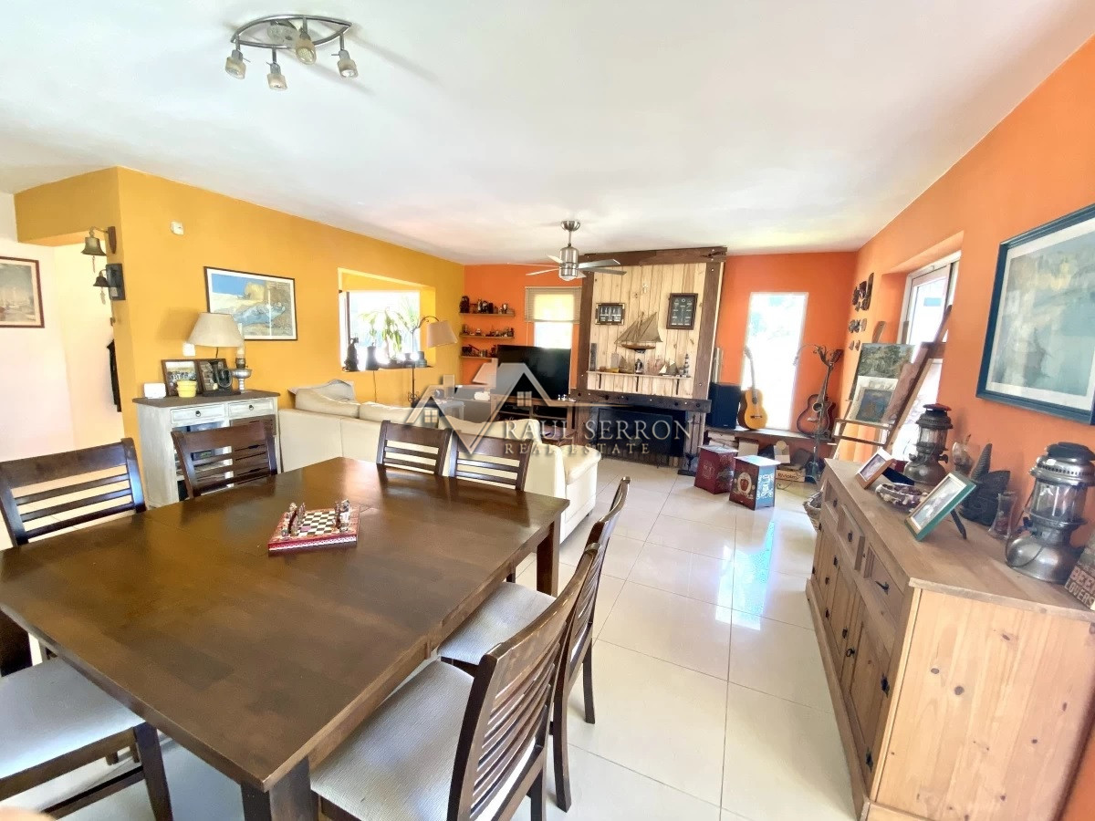 Casa ID.2272 - VENTA DE CASA EN BARRIO PRIVADO LA RESIDENCE DE 4 DORMITORIOS
