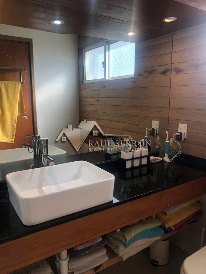 Casa ID.2272 - VENTA DE CASA EN BARRIO PRIVADO LA RESIDENCE DE 4 DORMITORIOS