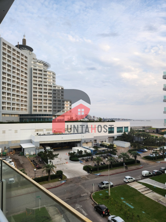 Apartamento ID.103 - Departamento en venta en Seasons Tower, a metros del mar.