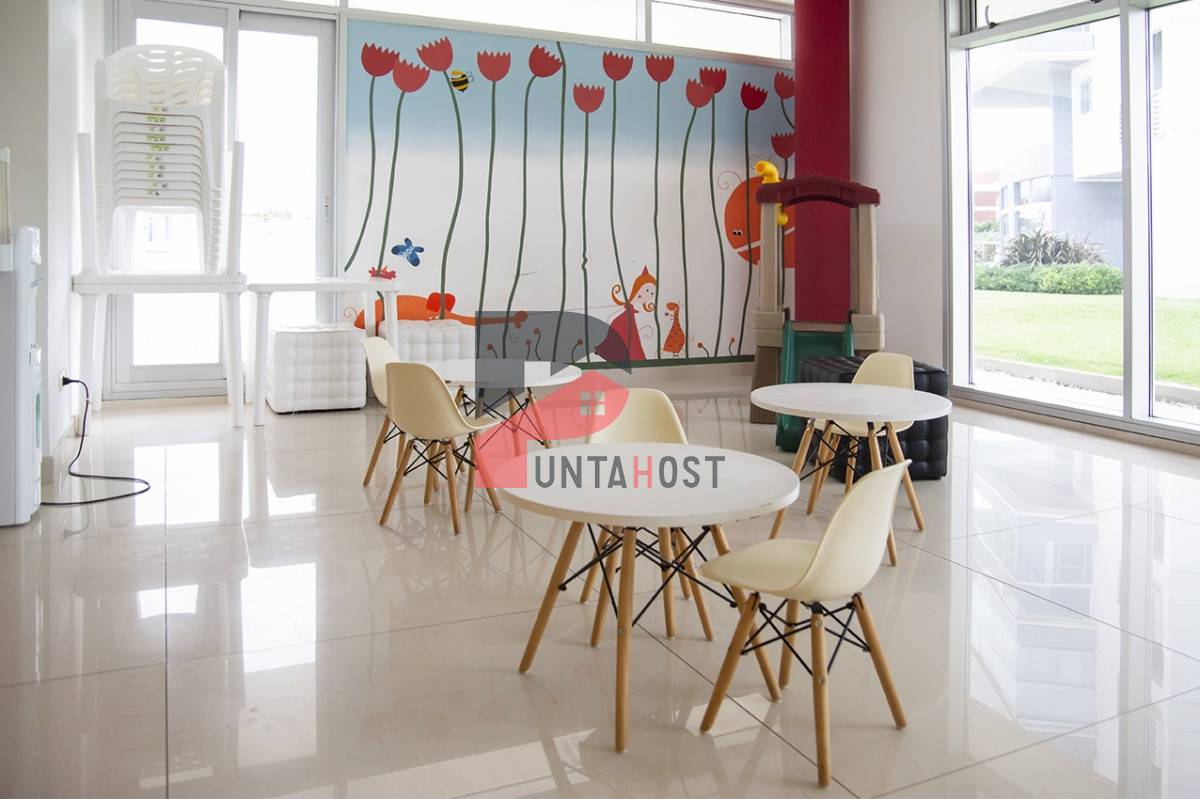 Apartamento ID.104 - Apartamento en venta de  2 dormitorios en Punta Del Este - Miami Boulevard